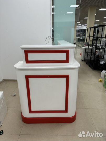 Стойка ресепшн угловая