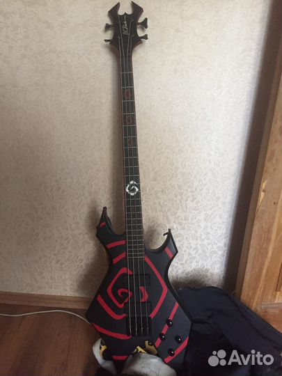 Бас гитара BC Rich Warlock