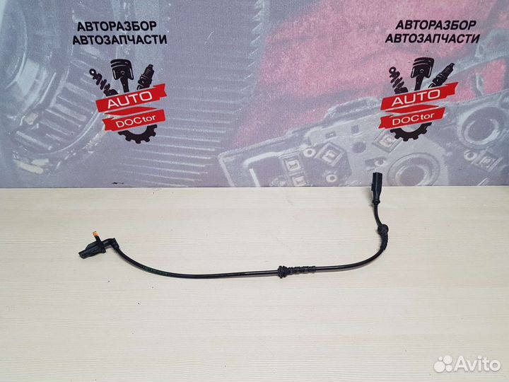 Датчик ABS задний левый Renault Duster 1 K4M