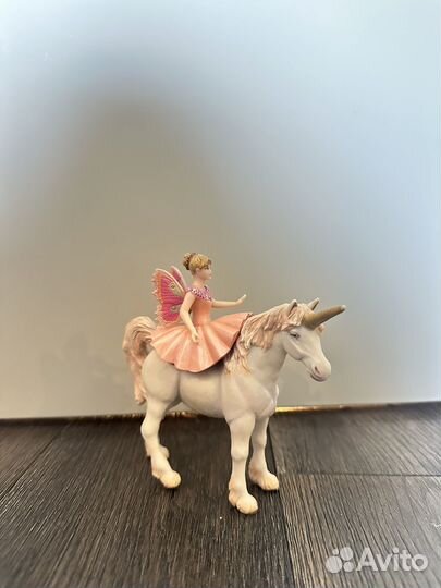 Единорог schleich