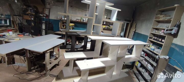 Полка ученическая офисная навесная