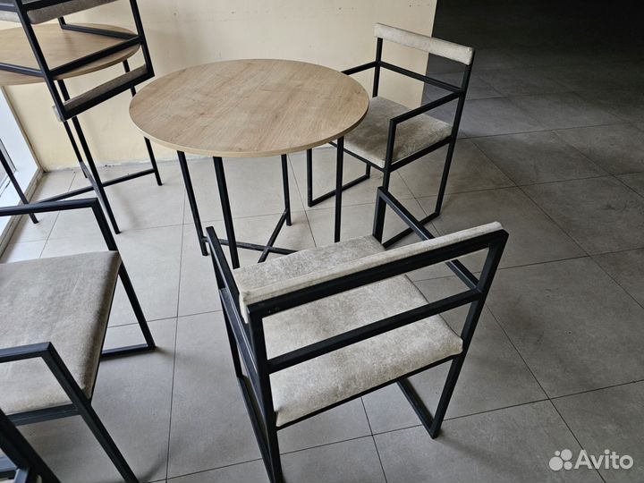 Столы и стулья в стиле лофт