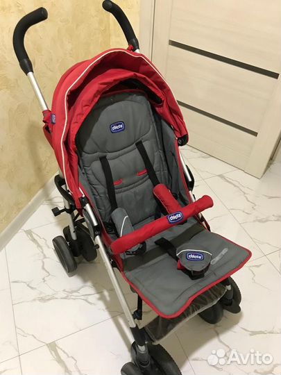 Прогулочная коляска трость Chicco