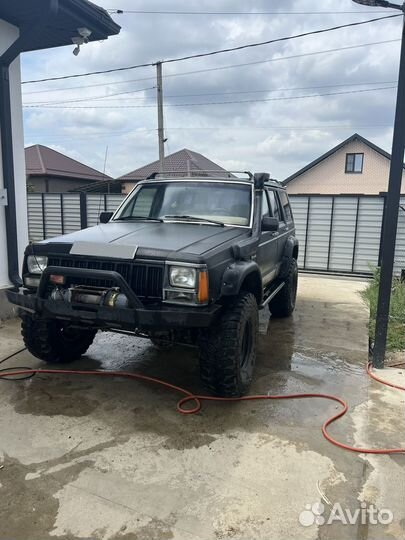 Jeep Cherokee 4.0 AT, 1992, 400 000 км