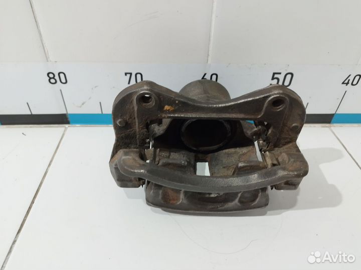 Суппорт тормозной передний правый ix35/Tucson 210