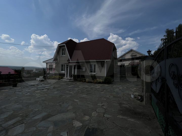 Коттедж 150 м² на участке 13 сот.