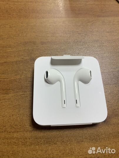 Наушники earpods