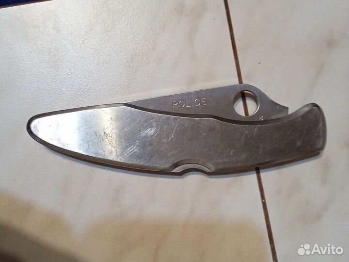 Нож spyderco police