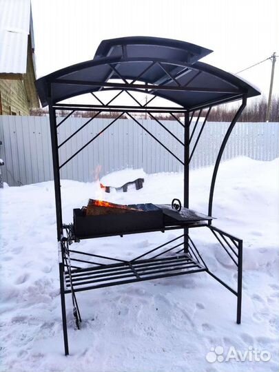 Мангал с печью под казан и крышей
