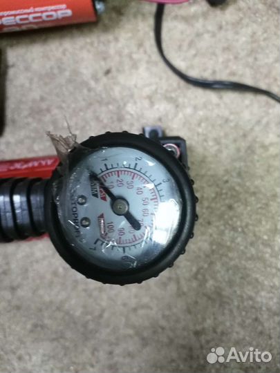 Компрессор воздушный автомобильный