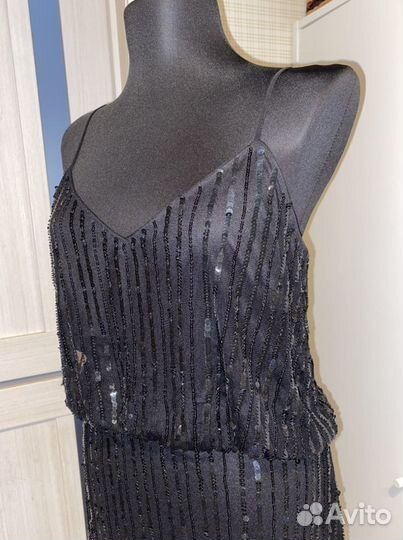 Платье с пайетками 44/46 черное