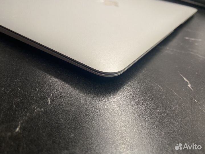 MacBook Air 13