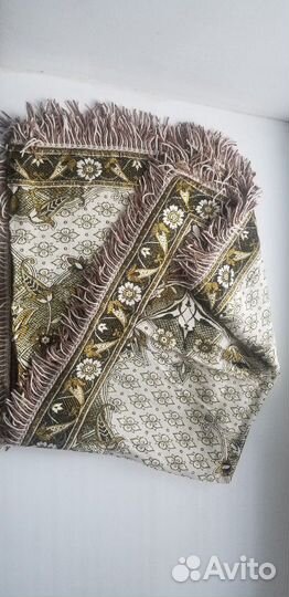 Скатерть шёлковая