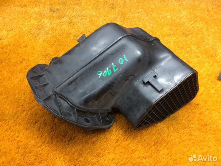 Воздухозаборник Audi Q7 4LB BHK 2009
