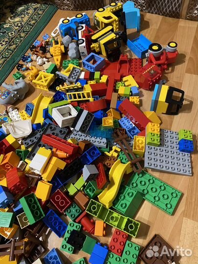 Lego duplo много лего