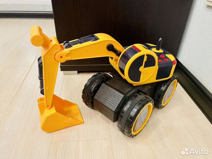 Экскаватор