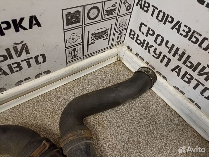 Патрубок интеркулера для VW Phaeton