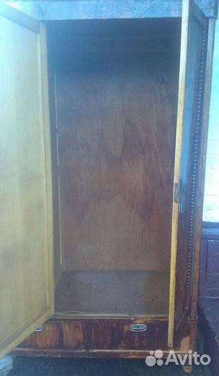 Старая мебель