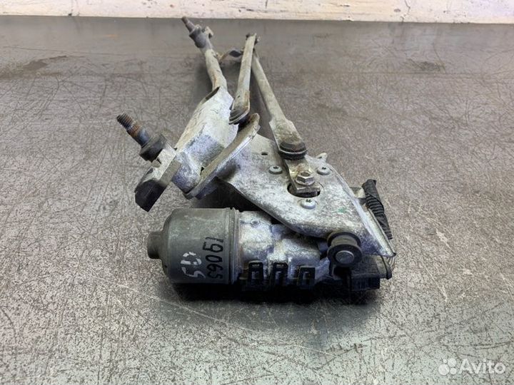 Трапеция дворников с двигателем Ford Fiesta