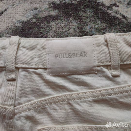 Белые джинсы из Pull&Bear