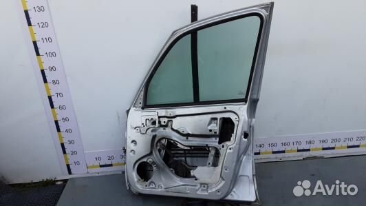 Дверь передняя правая citroen xsara picasso (96C09