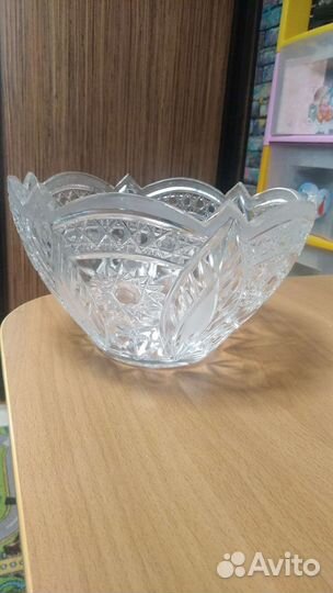 Хрустальная ваза большая