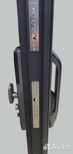 Дверь входная smart с умным замком