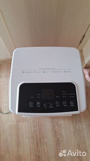 Кондиционер мобильный Hyundai H-PAC07-R12E белый