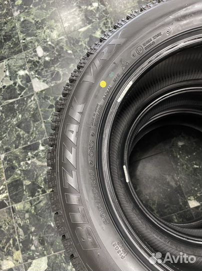 Bridgestone Blizzak VRX 205/55 R16 91S