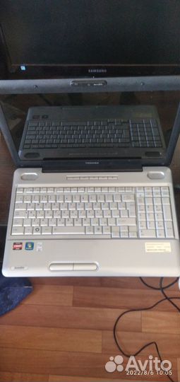 Ноутбук Toshiba Satellite L500D-17H