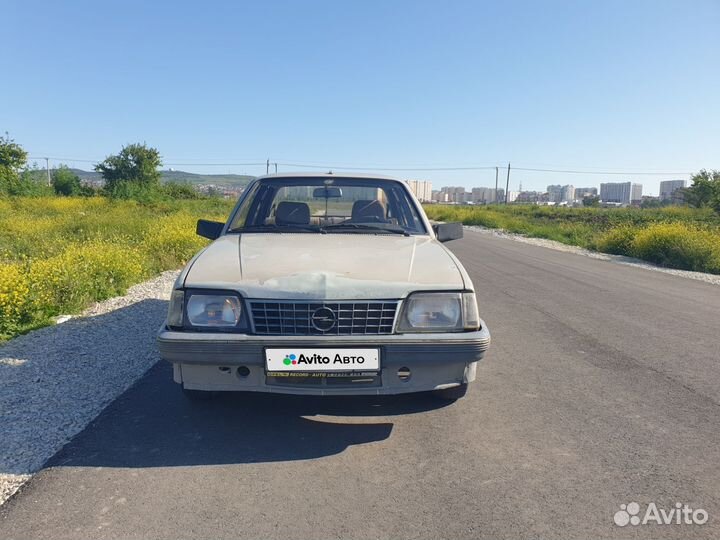 Opel Ascona 1.3 МТ, 1986, 250 000 км