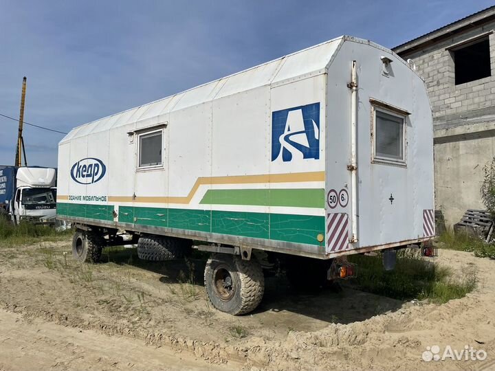 Вагон-дом на шасси