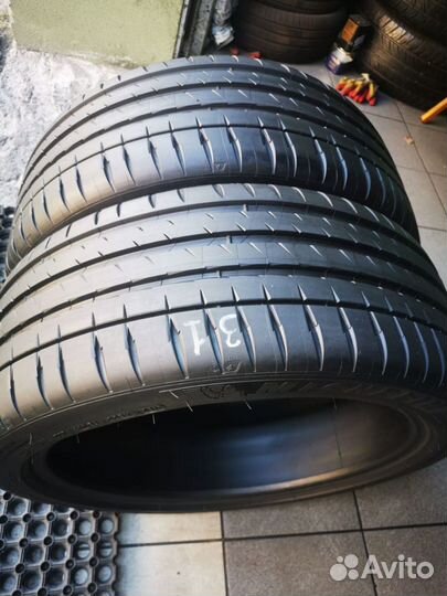 Michelin Pilot Sport 4 255/40 R19