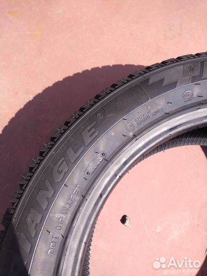 Triangle IcelynX TI501 235/55 R19 105T