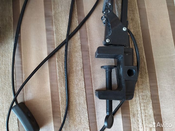 Лампа настольная