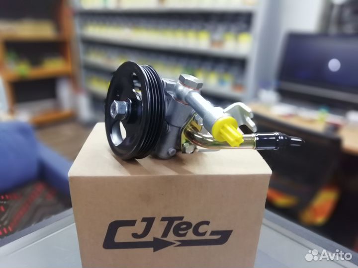 Насос гура Nissan Navara Pathfinder R51 D40