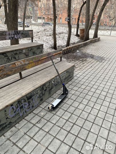 Трюковой самокат