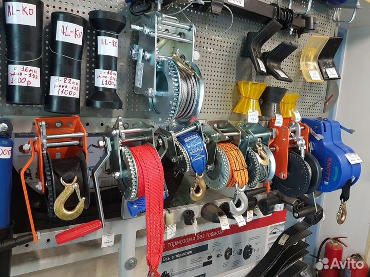 Лебёдка на лодочный прицеп 365-1350кг