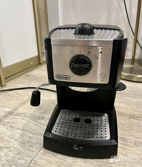 Кофемашина рожковая delonghi