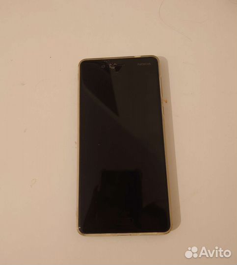Телефон Nokia 8