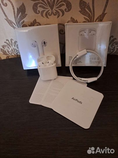 Airpods 2 Premium + чехол