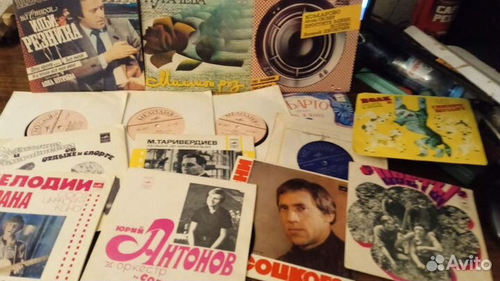 Виниловые и гибкие грампластинки времен СССР