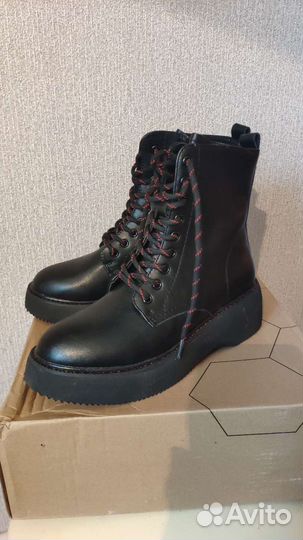 Ботинки женские 37 размер