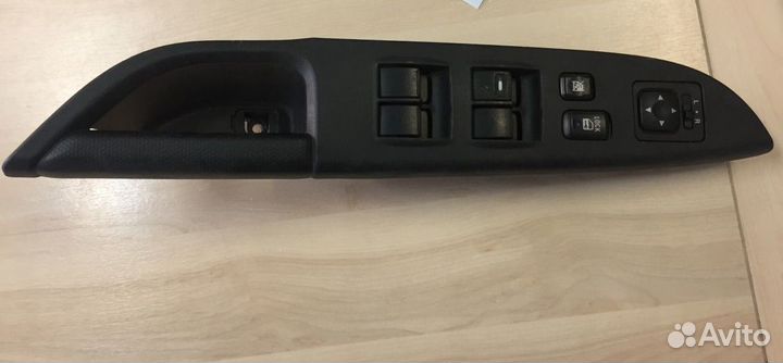 Блок управления стеклоподъемниками Mitsubishi ASX