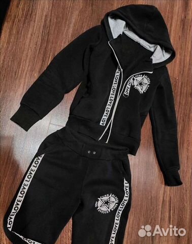 Костюм спортивный