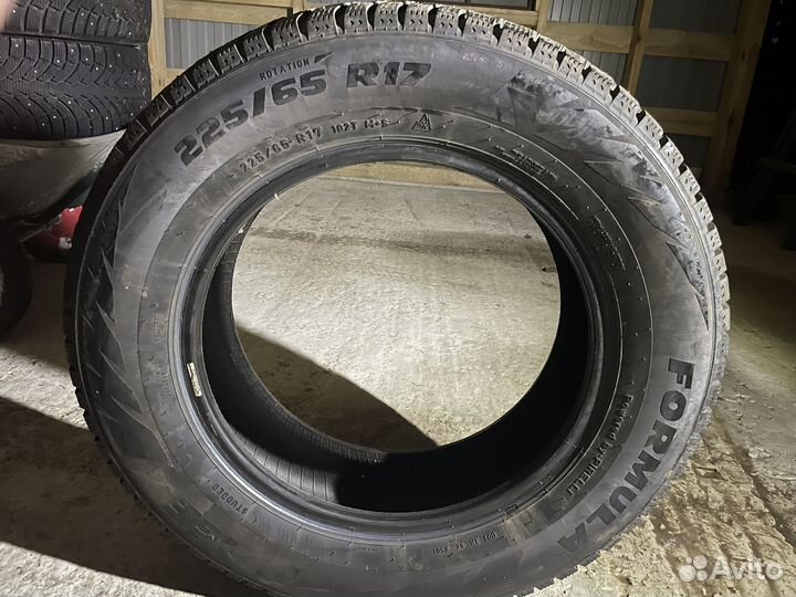 Pirelli Formula Ice 225/65 R17