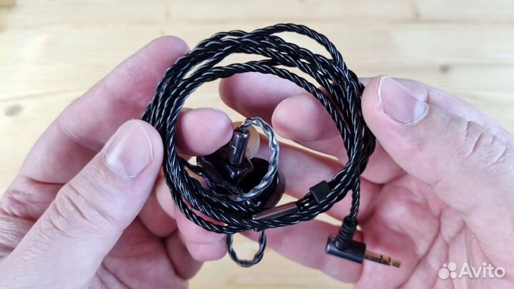 KZ Castor bass/ CCA Rhapsody (нов.в плён.)