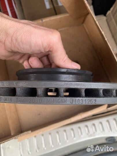 Диски тормозные TRW DF6198 на Хендай Солярис