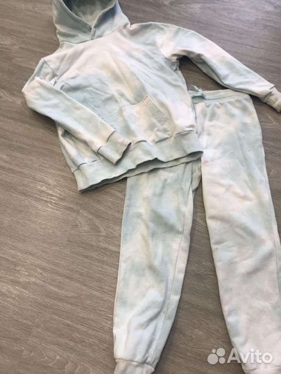 Костюм для девочки 146р