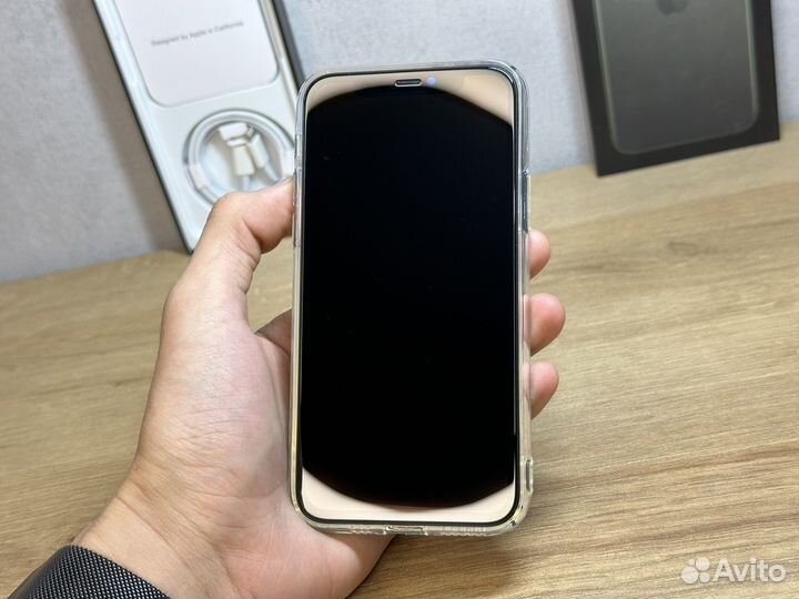 iPhone 11 Pro, 64 ГБ